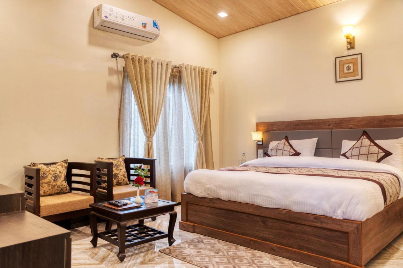 The Walnut Creek Hotel Bhimtal Exterior photo