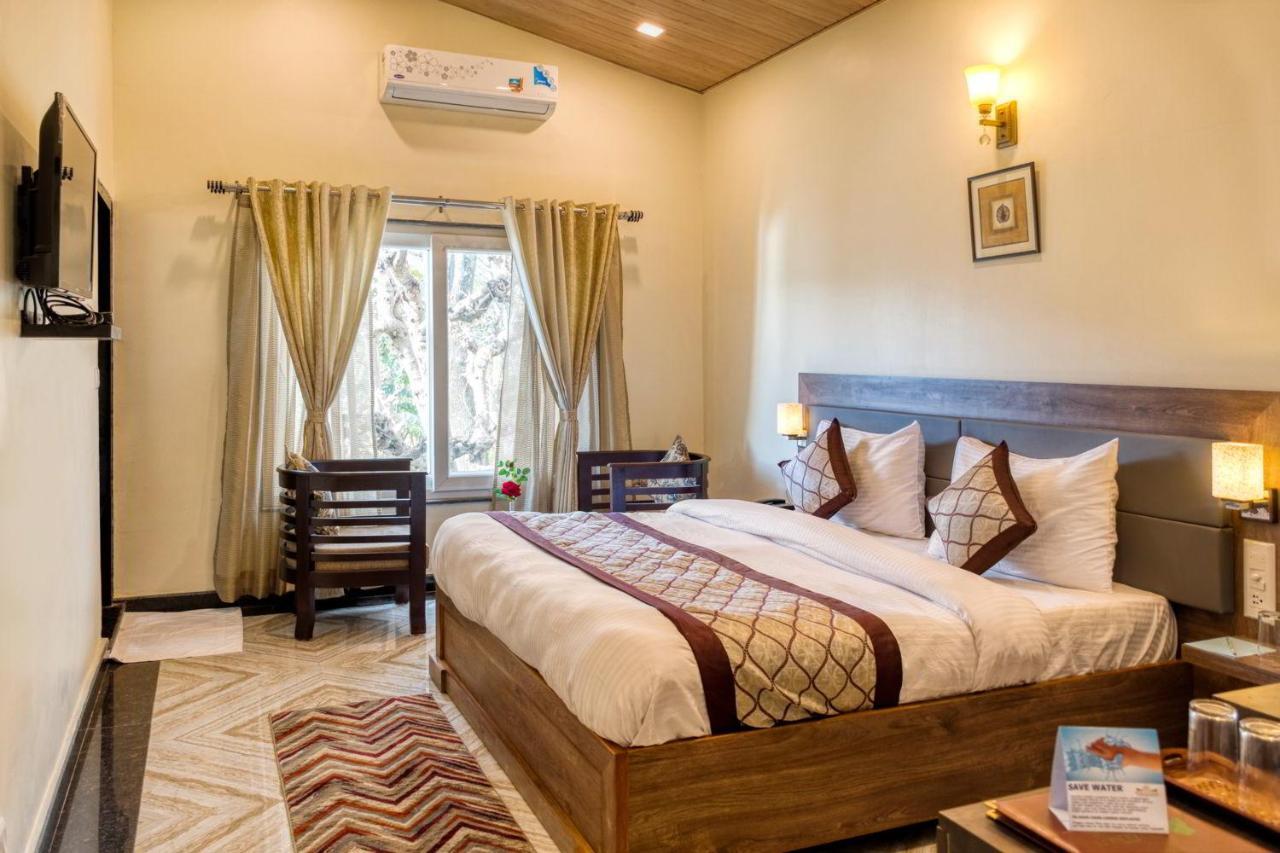 The Walnut Creek Hotel Bhimtal Exterior photo